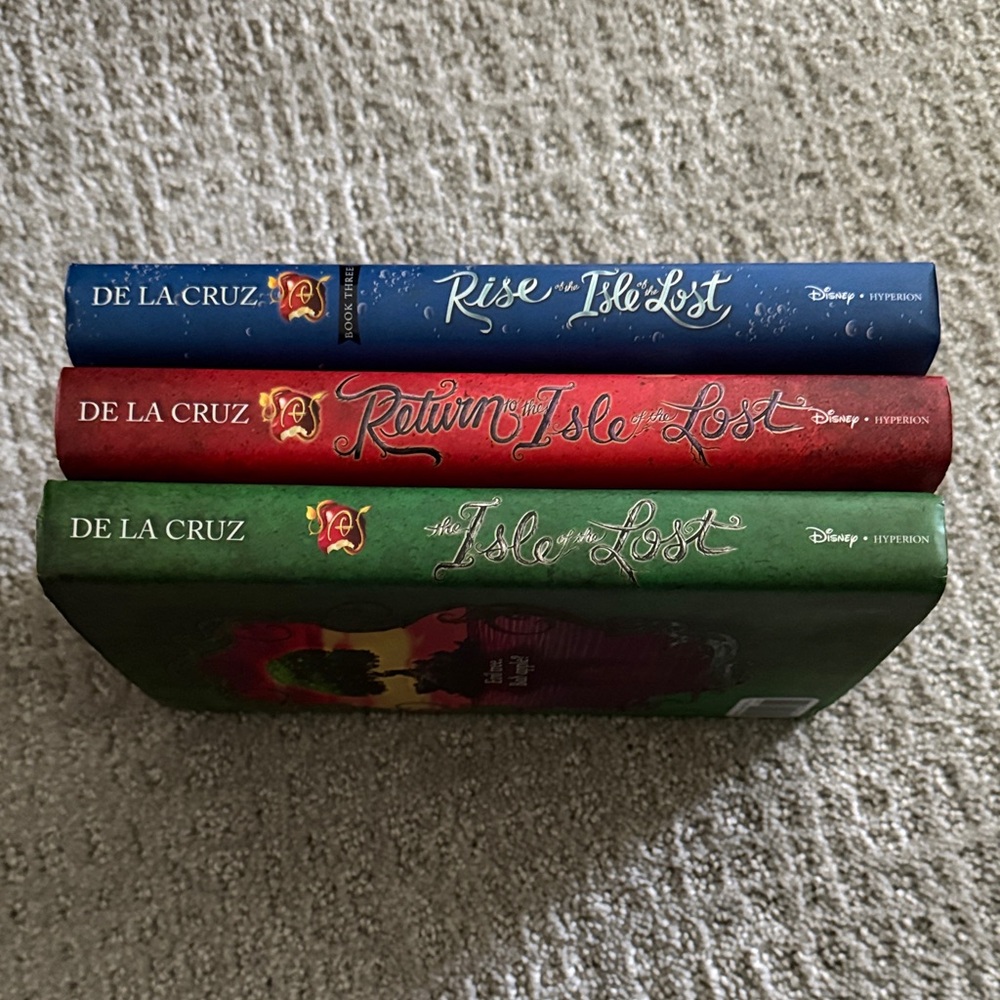 Disney Hyperion Isle of the Lost Book Set